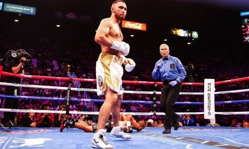 Боксера из Казахстана официально лишили боя за титул чемпиона мира