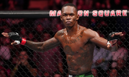 Чемпион UFC Исраэль Адесанья официально получил бой с «абсолютным маньяком»