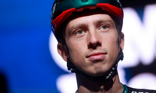 «Астана» объявила о подписании зарубежного велогонщика