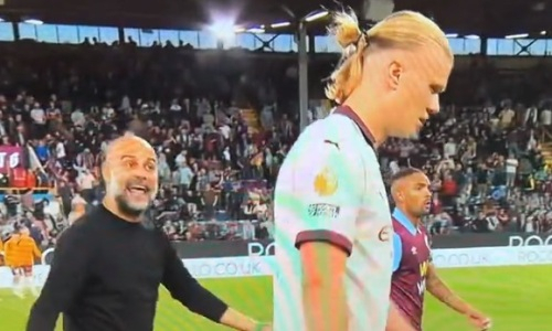 Гвардиола отругал Холанда после дубля прямо на поле. Видео