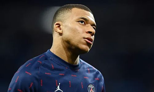 Неожиданный поворот приняла ситуация между «ПСЖ» и Килианом Мбаппе