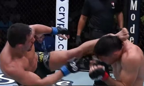 Видео лучших моментов турнира UFC с главным боем Люке — Дос Аньос в весе Шавката Рахмонова