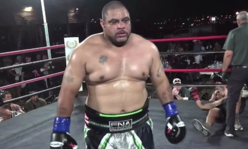 43-летний абсолютный нокаутер повторил рекорд Майка Тайсона. Видео