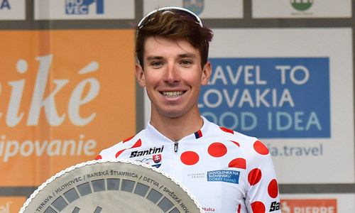 «Астана» объявила о подписании контракта с перспективным итальянским гонщиком