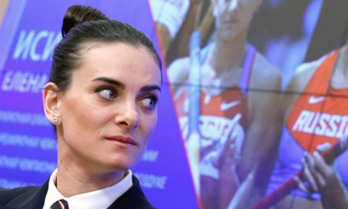 Елена Исинбаева прервала молчание и ответила обидчикам