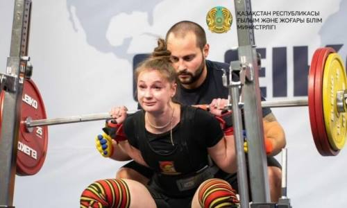 Казахстанская студентка стала чемпионкой мира по пауэрлифтингу