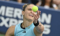 Неожиданным исходом обернулся матч соперницы Рыбакиной из топ-10. Видео