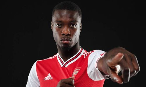 Футболист «Арсенала» переходит в «Бешикташ» Зайнутдинова