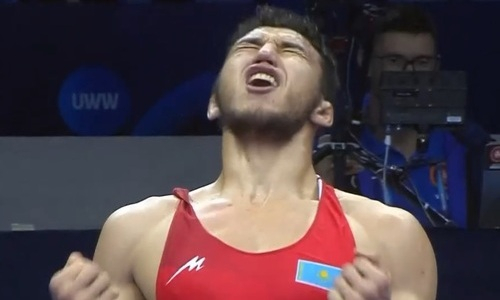 Видео исторического «золота» Казахстана на чемпионате мира по борьбе