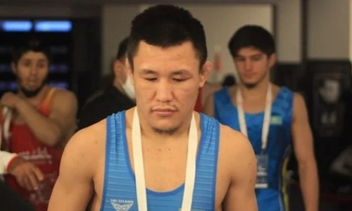 Разгромом закончилась схватка Казахстана за «бронзу» ЧМ-2023 по борьбе