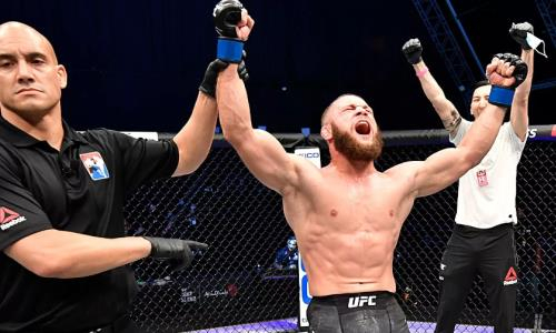 Топовый боец UFC дал прогноз на поединок уроженца Казахстана