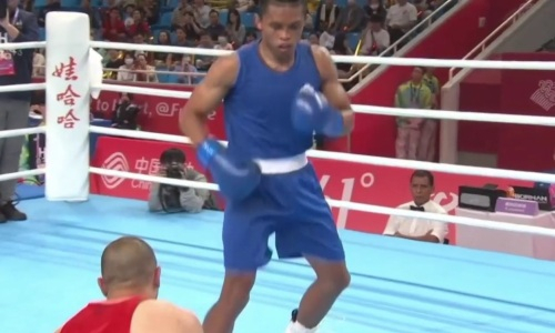Нокаутом за 55 секунд закончился бой Азиады-2023. Видео
