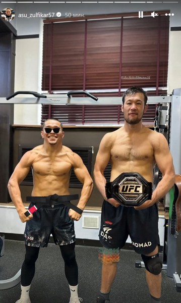 Шавкат Рахмонов «получил» титул чемпиона UFC. Фото
