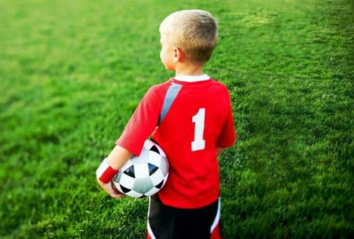 Со скольки лет нужно заниматься футболом?