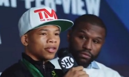 17-летний протеже Мэйвезера решил затмить одного из лучших боксеров мира