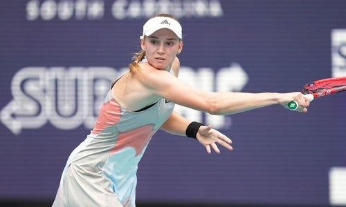 Разгромом завершился первый матч Елены Рыбакиной на турнире в Пекине