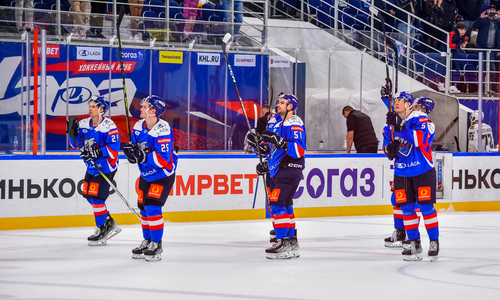 Следующего соперника «Барыса» разнесли в домашнем матче КХЛ