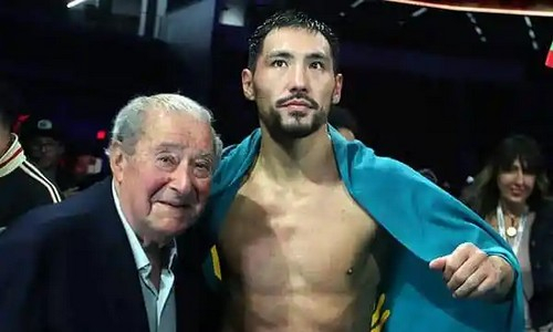 «Папа Арум тебе не позволит». Чемпион мира высмеял Алимханулы и согласился подраться с ним бесплатно