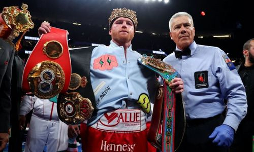 «Вы должны восхищаться этим дерьмом». Раскрыта невероятная цель «Канело»