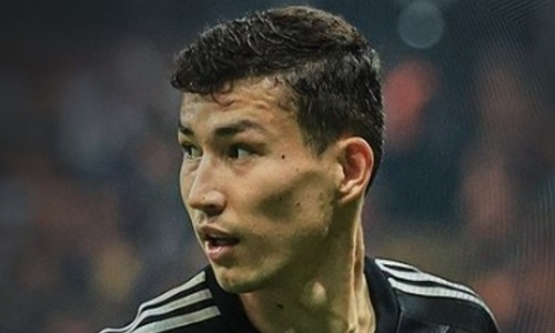 «Бешикташ» принял решение по Зайнутдинову после его рекорда за сборную Казахстана