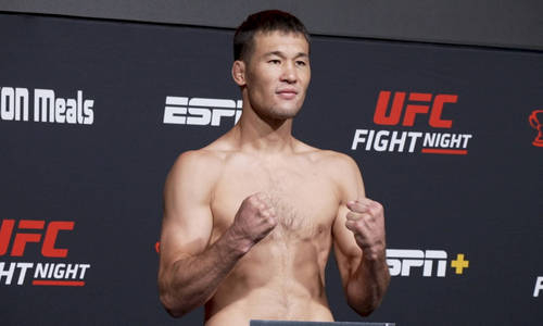 Сменит весовую категорию? Тренер Шавката Рахмонова раскрыл его планы в UFC