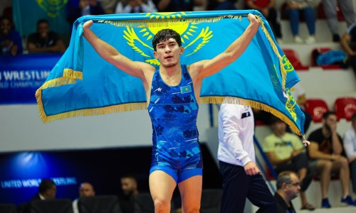 Казахстанский борец вошел в историю после «золота» на чемпионате мира