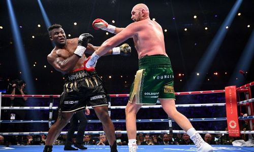 Легенда бокса раскрыл причину слабого выступления Тайсона Фьюри в бою с Фрэнсисом Нганну