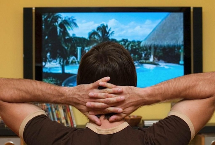 Правда ли, что просмотр телевизора вредит зрению?