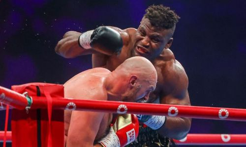 Фрэнсис Нганну выбрал следующего соперника после боя с Тайсоном Фьюри