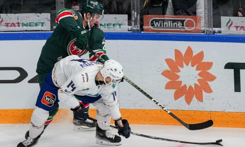 «Как мясорубка, полностью перемолола казахстанскую команду». Сергей Шавернев о выездной серии «Барыса», шансах на плей-офф и изменениях в игре