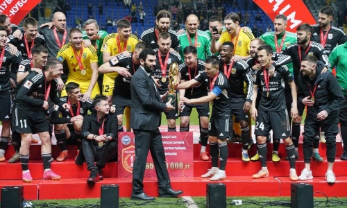 «Тобол» попрощался с главным тренером и командой после завоевания Кубка Казахстана