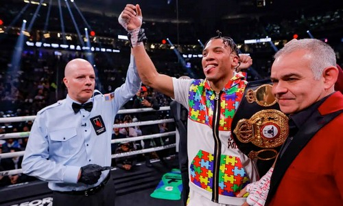 Непобежденный обидчик казахстанского боксера получил неожиданного соперника на следующий бой