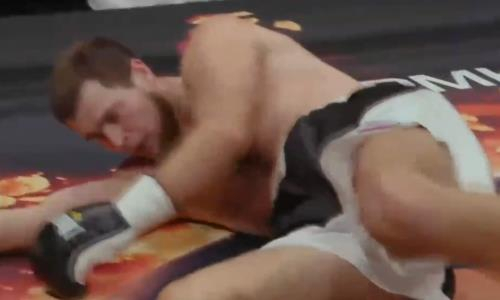 Тяжелым нокаутом с одного удара закончился бой непобежденного российского супертяжа. Видео