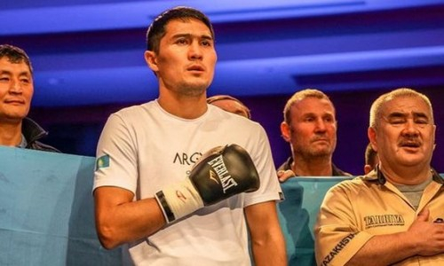 «Абсолютного чемпионства тебе». Лучший боксер Казахстана получил напутствие от известного россиянина. Видео