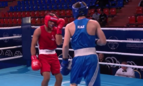 Казахстан деклассом выиграл второй бой на юниорском ЧМ-2023 по боксу