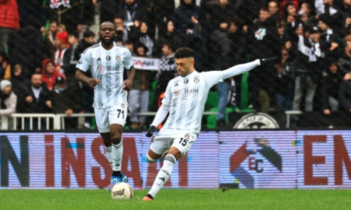 «Бешикташ» назвал состав на матч чемпионата Турции после травмы Зайнутдинова