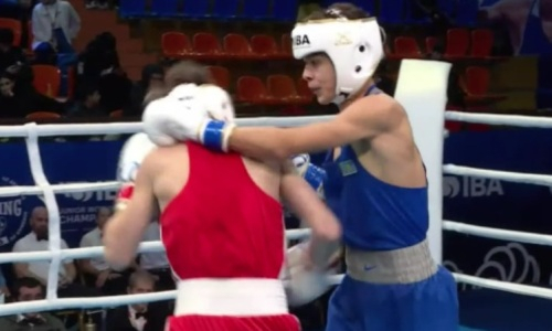 Казахстанский боксер устроил декласс с двумя нокдаунами на юниорском ЧМ-2023. Видео