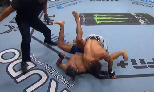 Видео полного боя Бенеил Дариуш — Арман Царукян со зверским нокаутом за минуту в UFC