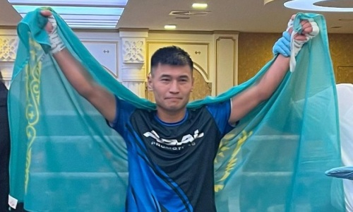 Казахстанский боксер установил рекорд победой над узбекистанцем