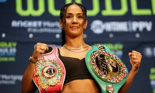 «Мне с ними не по пути». Легендарная чемпионка со скандалом отказалась от титула