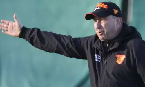 8:0. Экс-наставник сборной Казахстана выиграл третий матч подряд во главе европейской команды