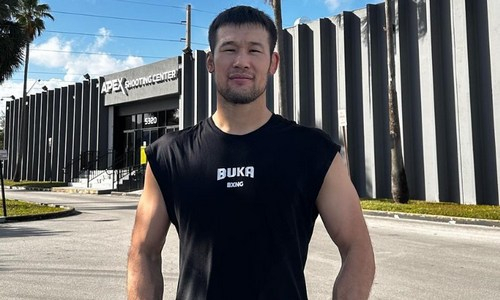 Шавкат Рахмонов вылетел в Лас-Вегас на важнейший бой в UFC