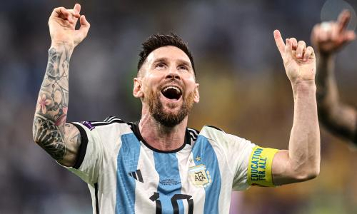 Лионель Месси назван лучшим футболистом в истории Аргентины