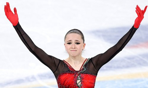 Камила Валиева упала и стала лишь третьей на чемпионате России. Видео