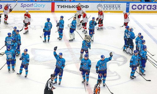 Стало известно о планах «Барыса» на двух хоккеистов топового клуба КХЛ