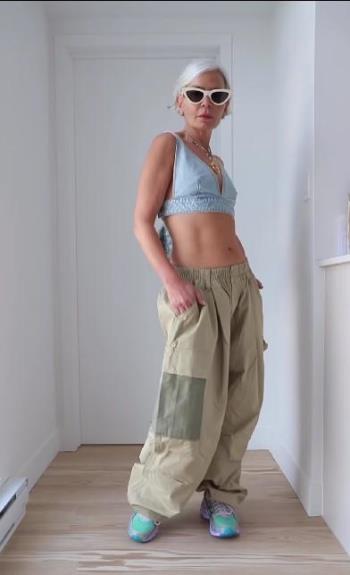 Выбросьте это немедленно. Какую одежду запрещено носить женщинам после 50 лет