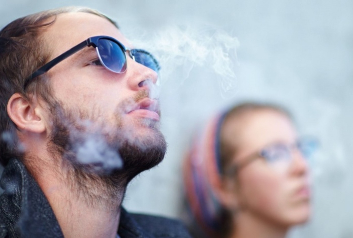 Врач назвала опасные последствия пассивного курения