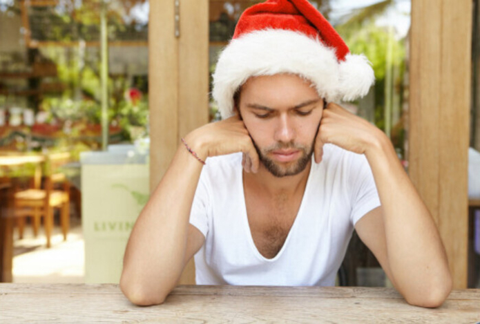Психолог перечислила способы избежать предновогоднего стресса и апатии