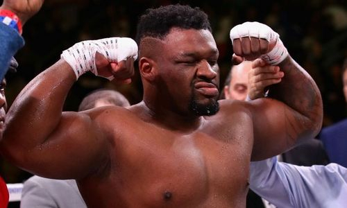 Скандальный американский супертяж арестован за угон автомобиля и избиение