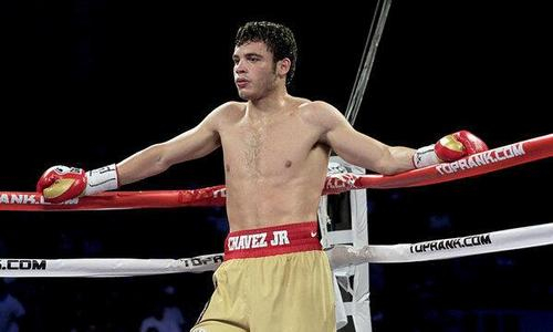 Сын легендарного боксера арестован с автоматом